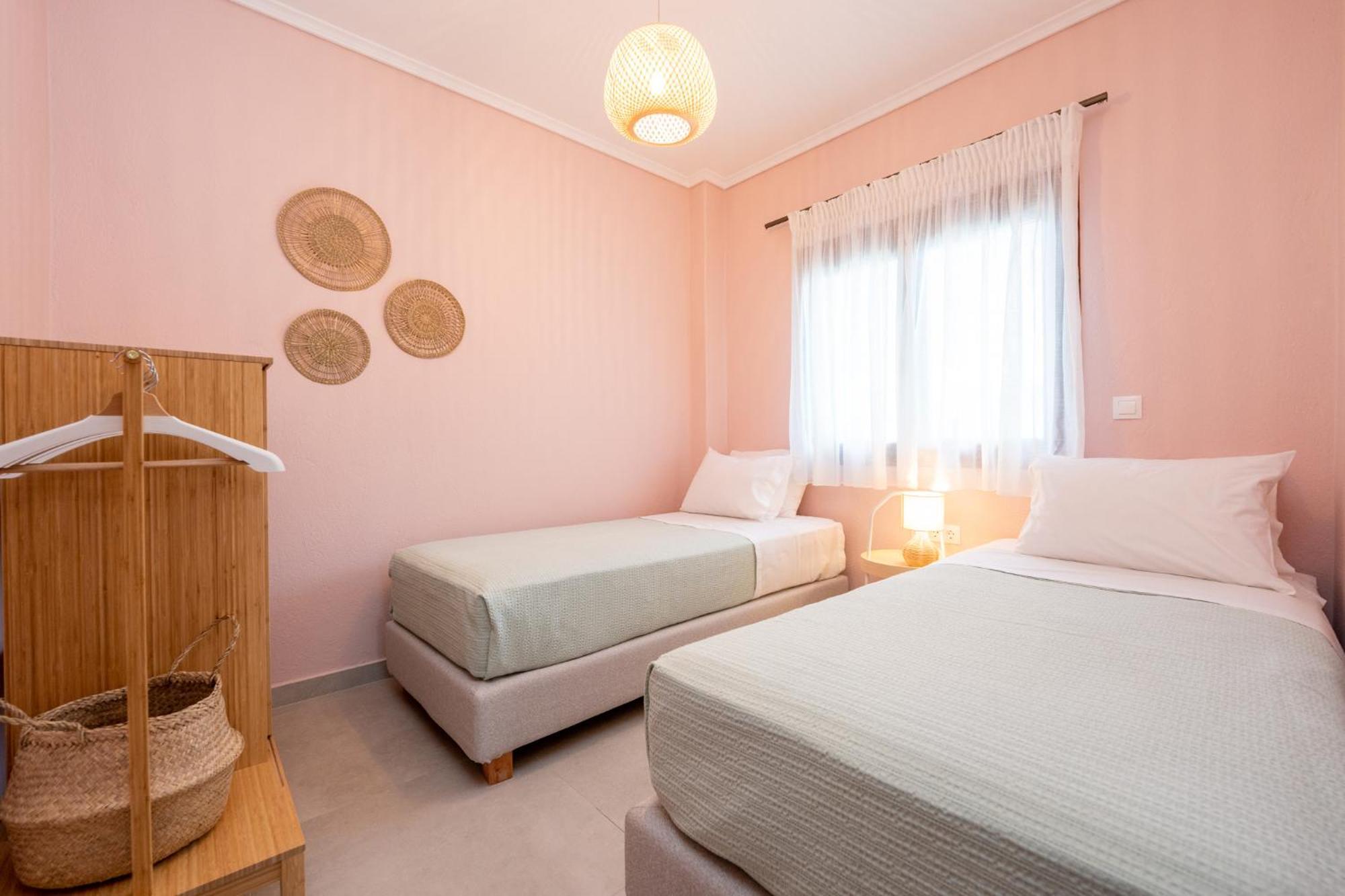 Narciso, Elegant Living Apartment Siviri